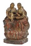 Imagem brasileira do séc. XVIII representando asSantas Mães com o Menino Jesus, em madeira. Assantas se apoiam em enrolados de nuvens com mantosem vermelho escarlate. Alt. 19 cm